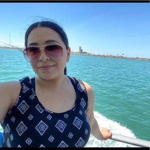 Meet your Posher, Neiva